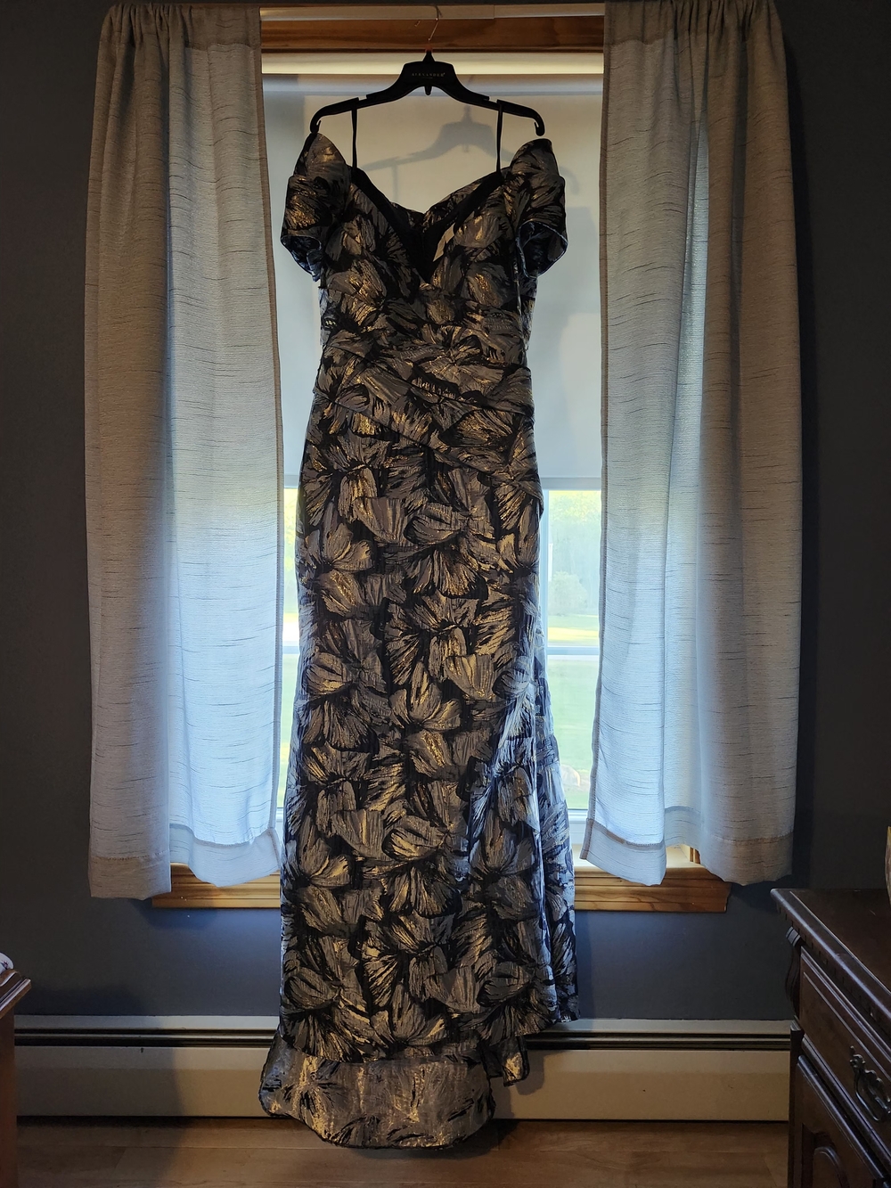 Elegant Navy Evening Gown - Women Dresses